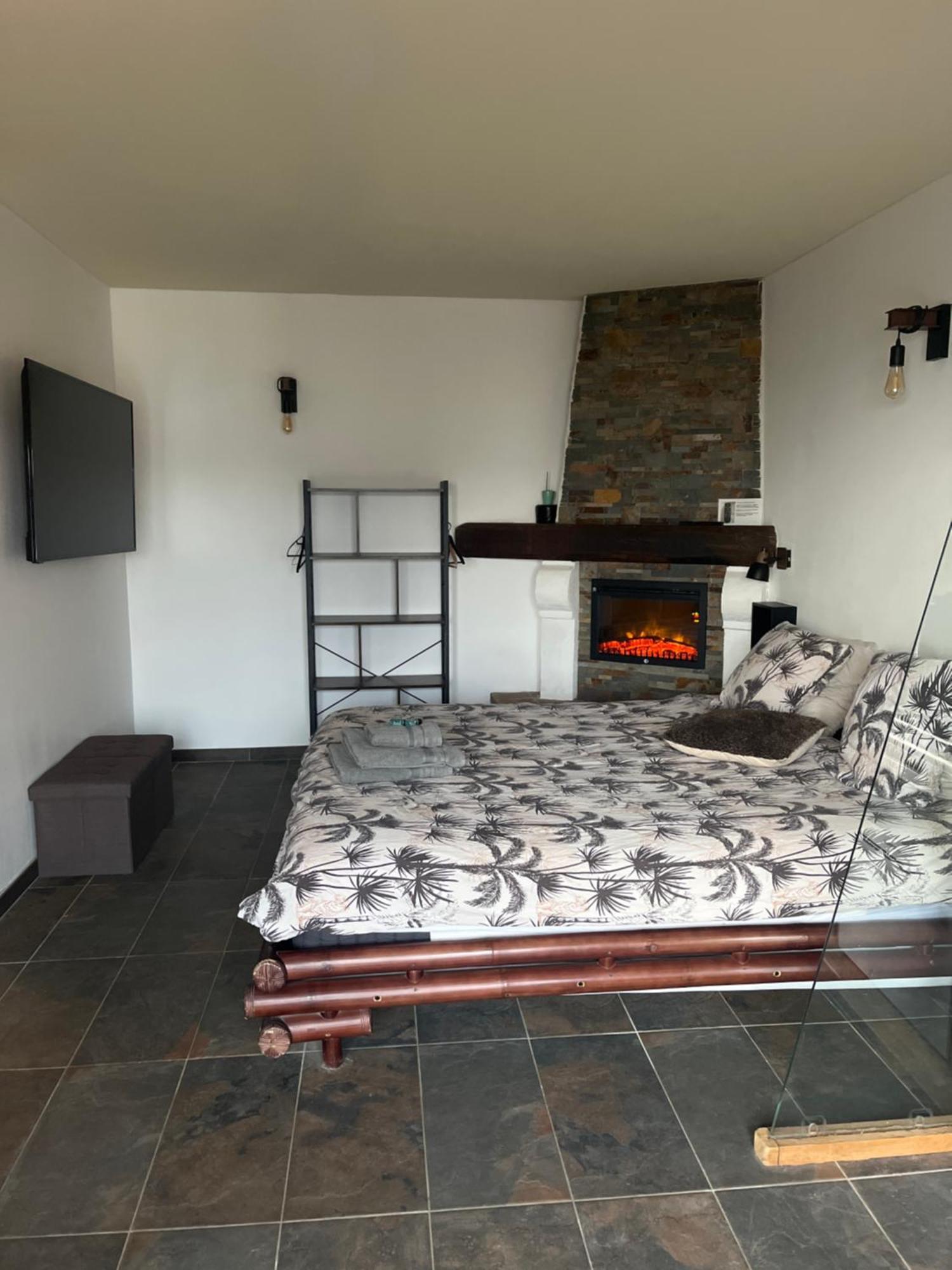 Studio Port Pin Vue Mer, Jacuzzi, Hammam, Parking Prives Cassis Dış mekan fotoğraf